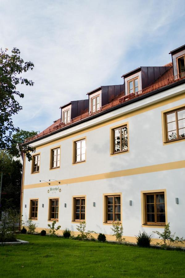 Bob W Peterhof Aparthotel Freising Exterior photo